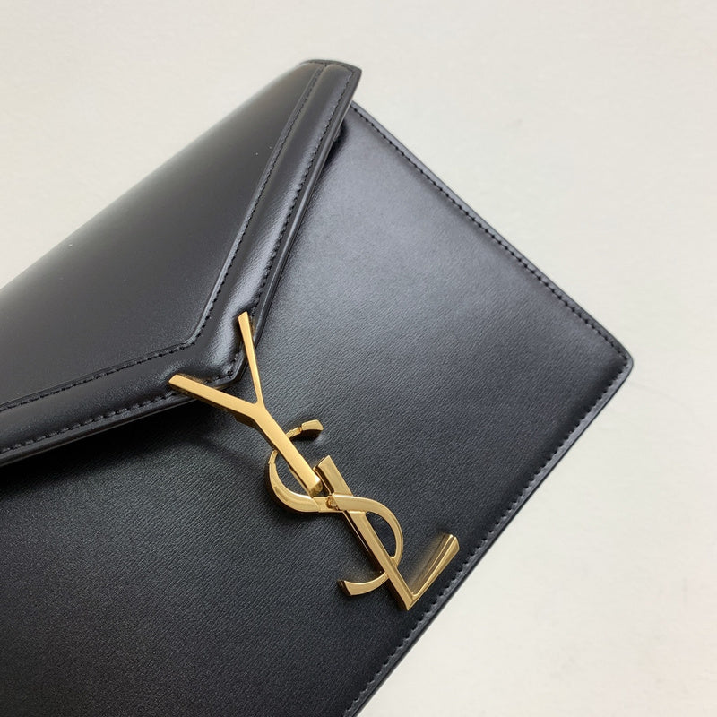Amelia - YSL Bag - 3820