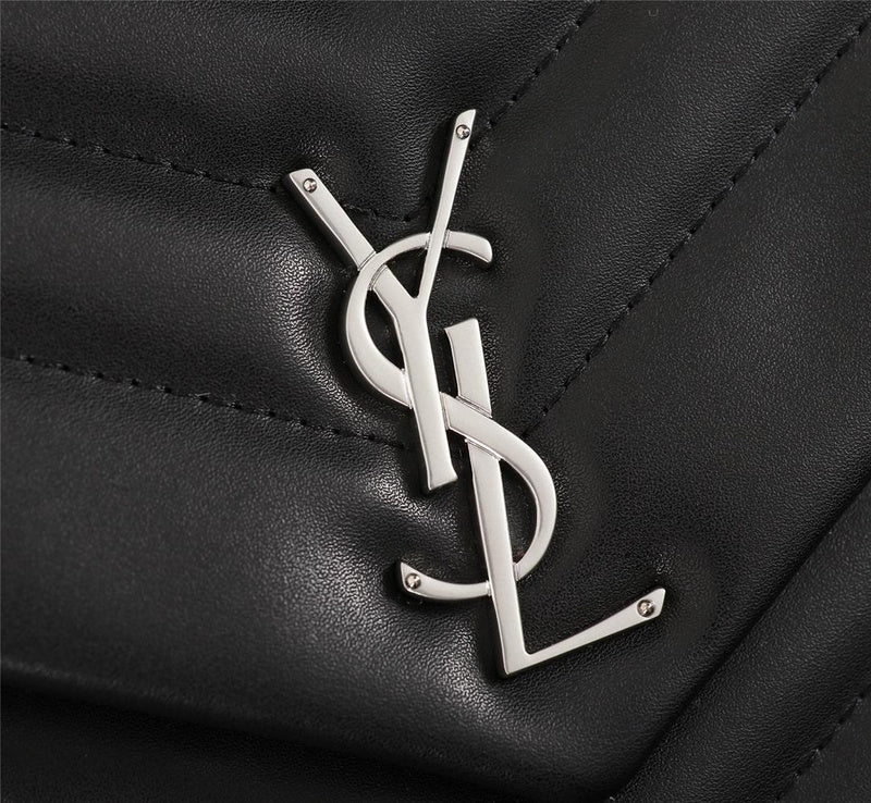 Amelia - YSL Bag - 2944