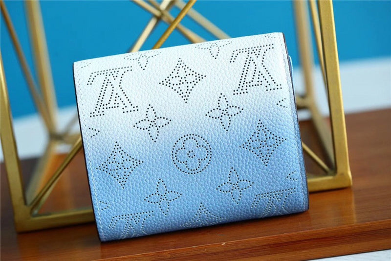 Fan Fashion Lu-Vi bags - 8922