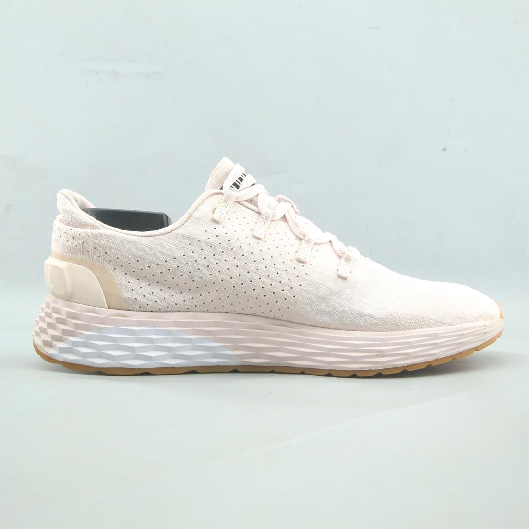 NOBULL  RIPSTOP RUNNER