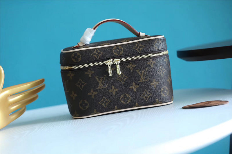 Fan Fashion Lu-Vi bags - 8002