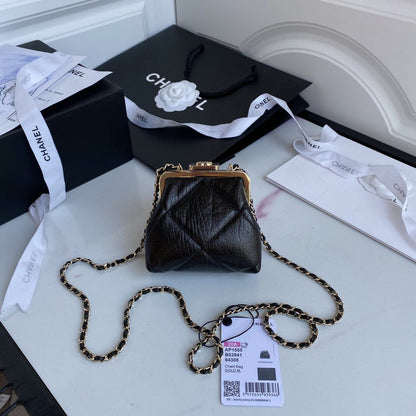 Wellow Bags - Chanel - Bags  - 494