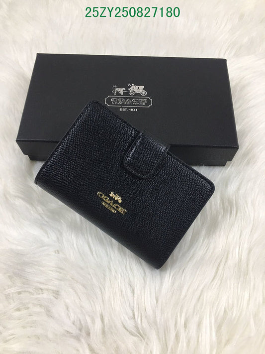 Amelia - CAH Wallet - 138