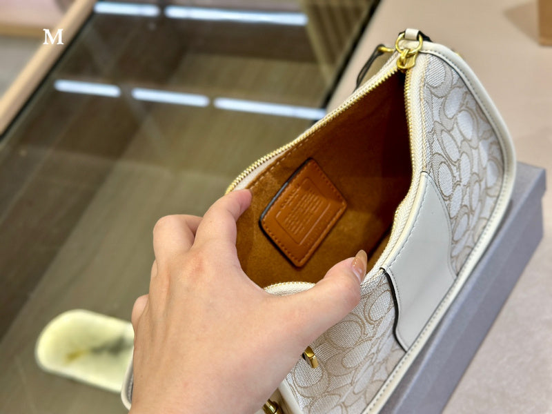 Amelia - CCH Bags - 074
