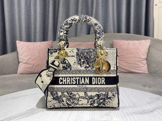 Amelia- DYOR BAGS - DESIGNER HANDBAGS  - 620
