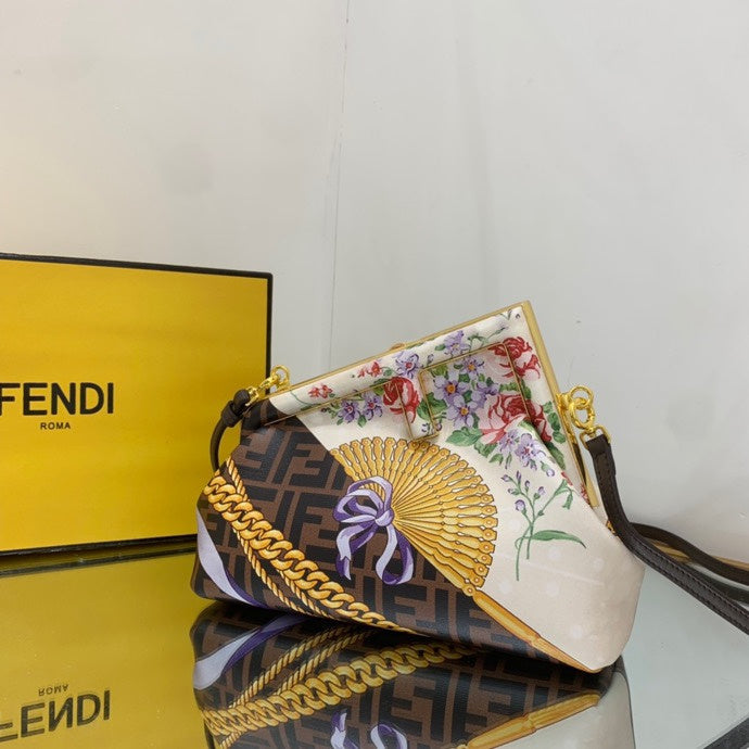 Amelia's Bag Gallery - VAR Bags - 186