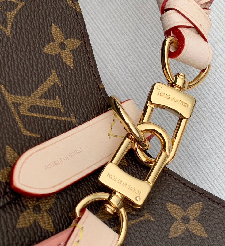Fan Fashion Lu-Vi bags - 17751