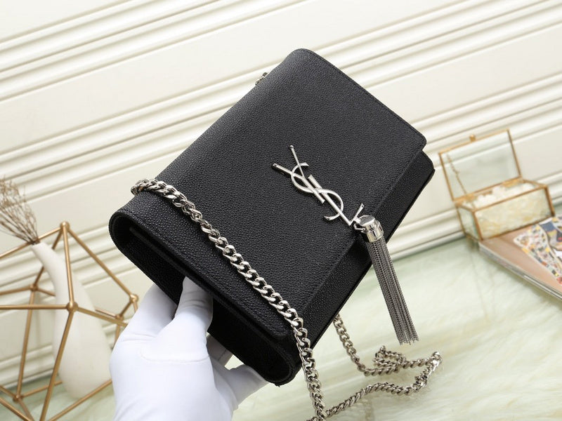 Amelia - YSL Bag - 3552