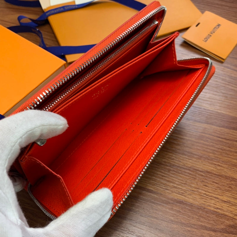 Amelia- LOV  Luxury  Wallets - 550