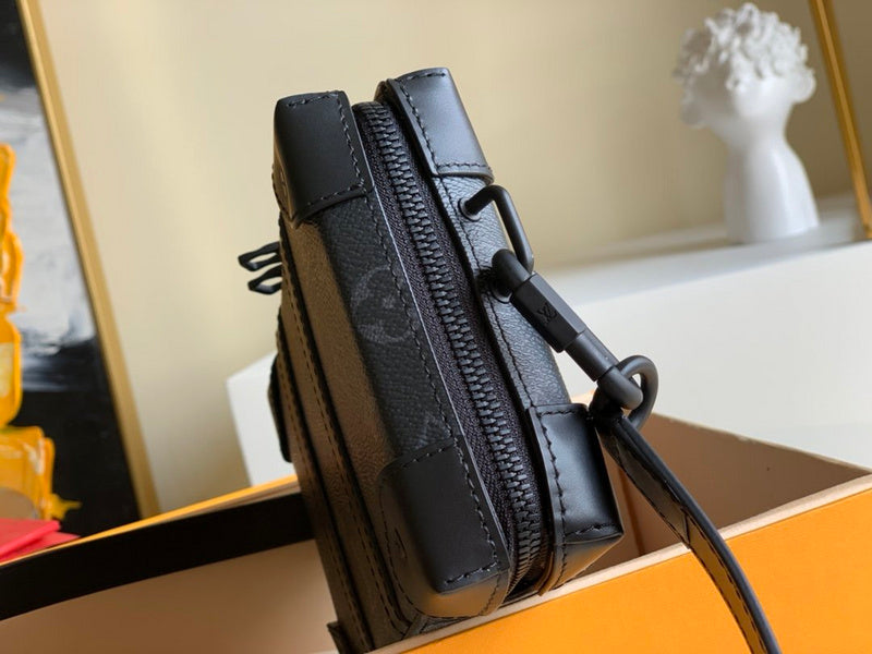 Fan Fashion Lu-Vi bags - 17733