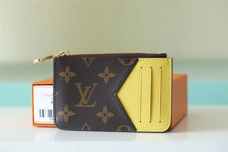 Fan Fashion Lu-Vi bags - 8776