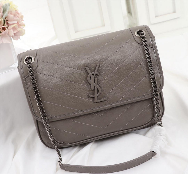 Amelia - YSL Bag - 2642