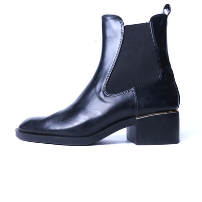 ZARA. .