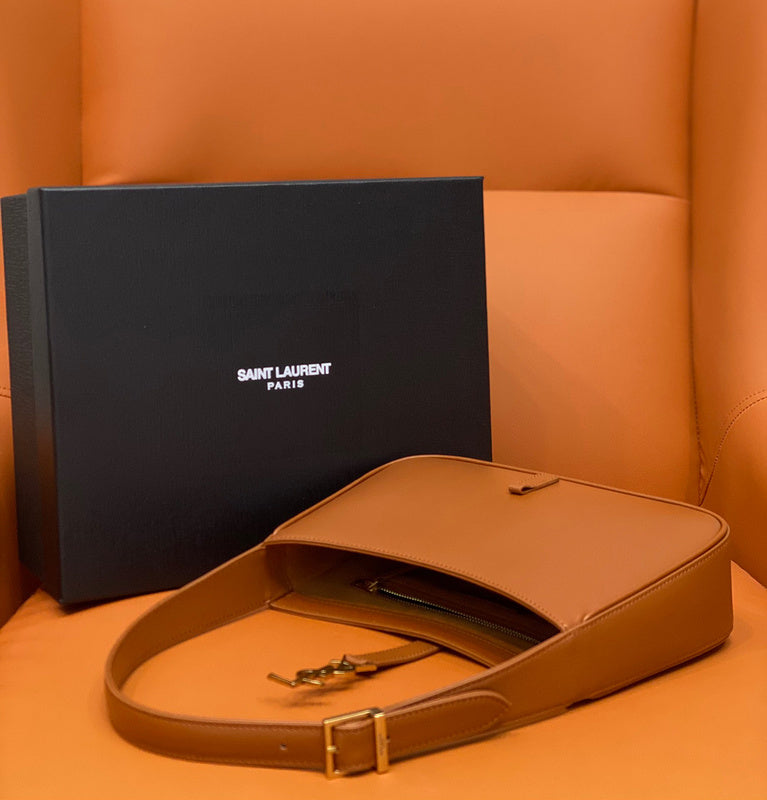 Amelia - YSL Bag - 2010