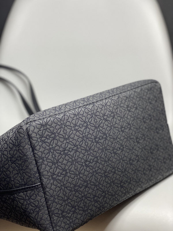 Amelia's Bag Gallery - LWO Bags - 757