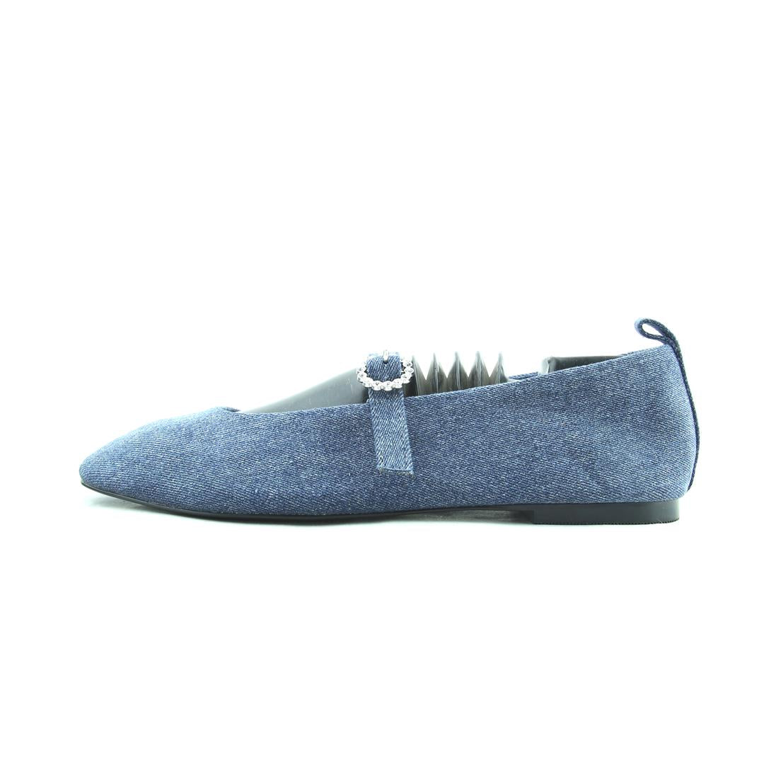 STRADIVARIUS .