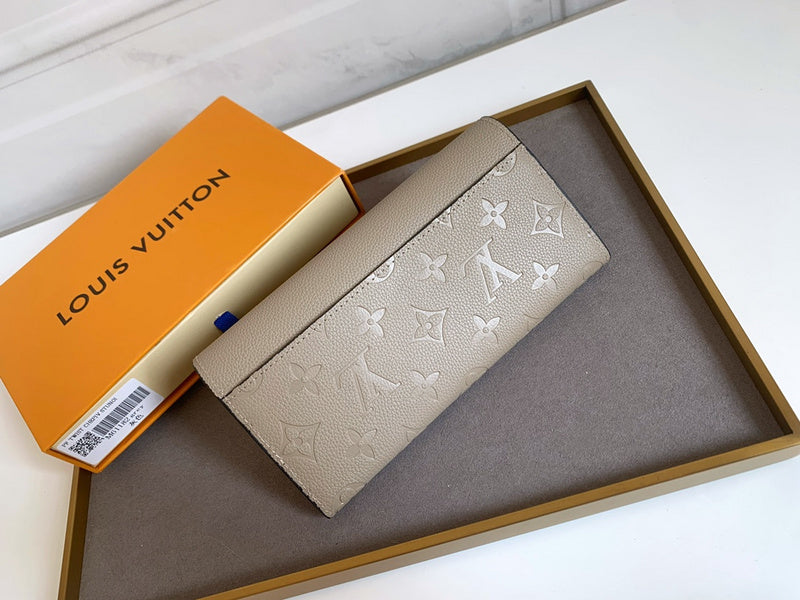 Amelia- LOV  Luxury  Wallets - 667