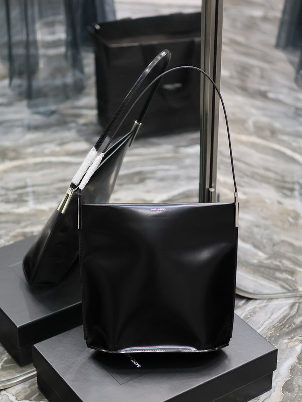 Amelia - YSL Bag - 1855