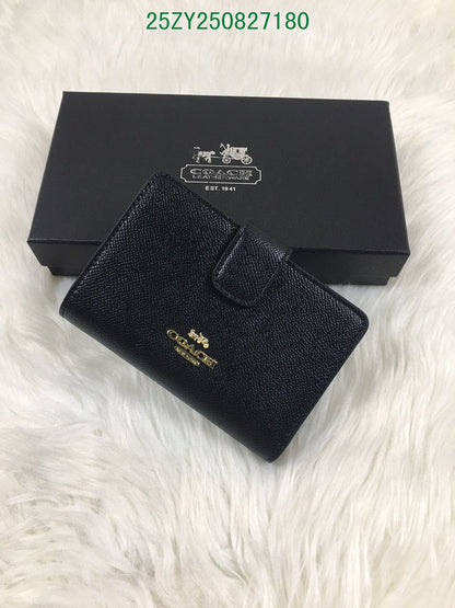Amelia - CAH Wallet - 138