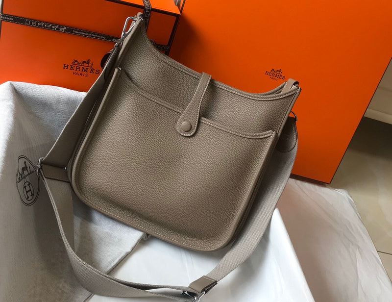 Amelia- HMS-Bags - 1234
