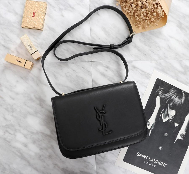 Amelia - YSL Bag - 2554