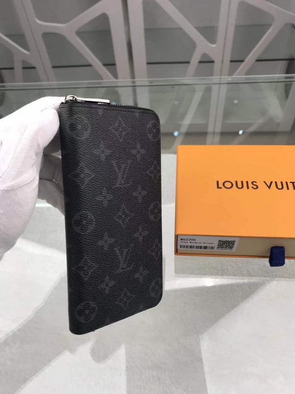 Fan Fashion Lu-Vi bags - 10863