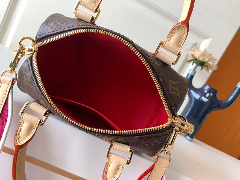 Amelia's Bag Gallery - LOV Bags - 670