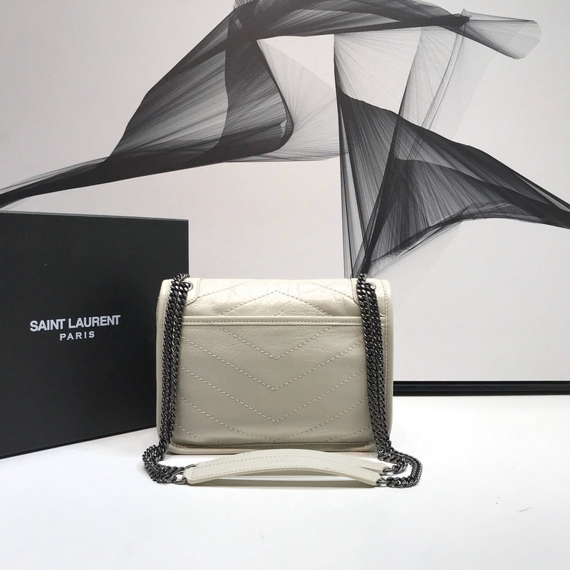Amelia - YSL Bag - 2230