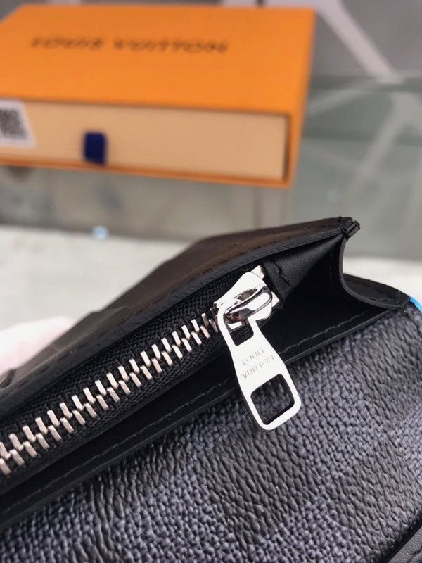 Fan Fashion Lu-Vi bags - 10994