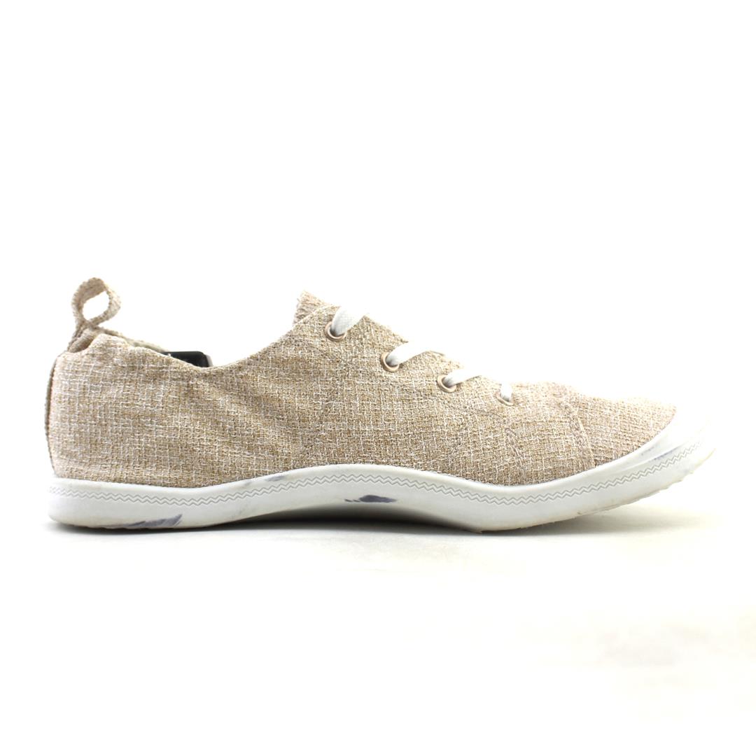 SOLE MATES .
