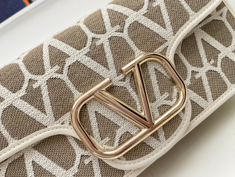 Amelia's Bag Gallery - VEL Bags - 168
