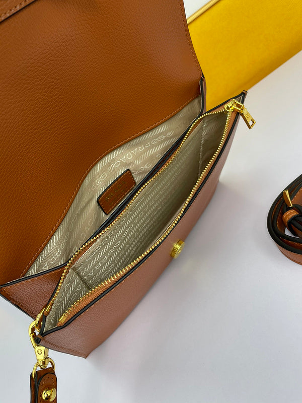 Barnes-Bags - Prada Bags - 848
