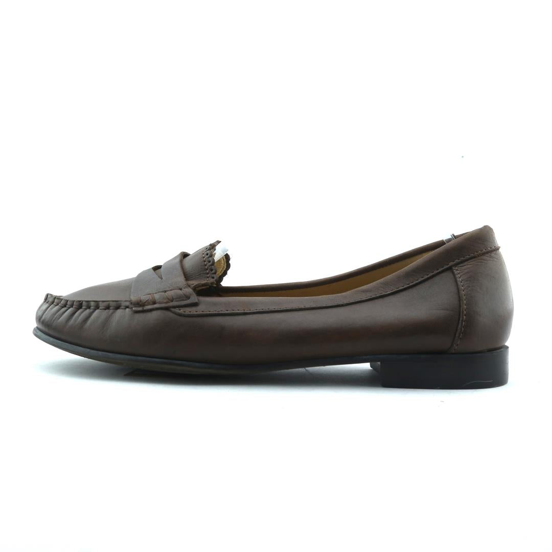 JACK ROGERS .