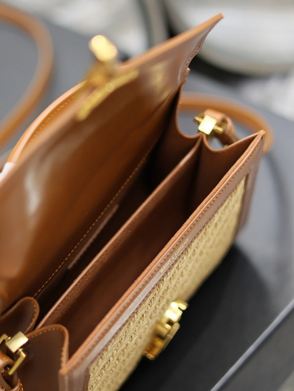 Amelia - YSL Bag - 1834