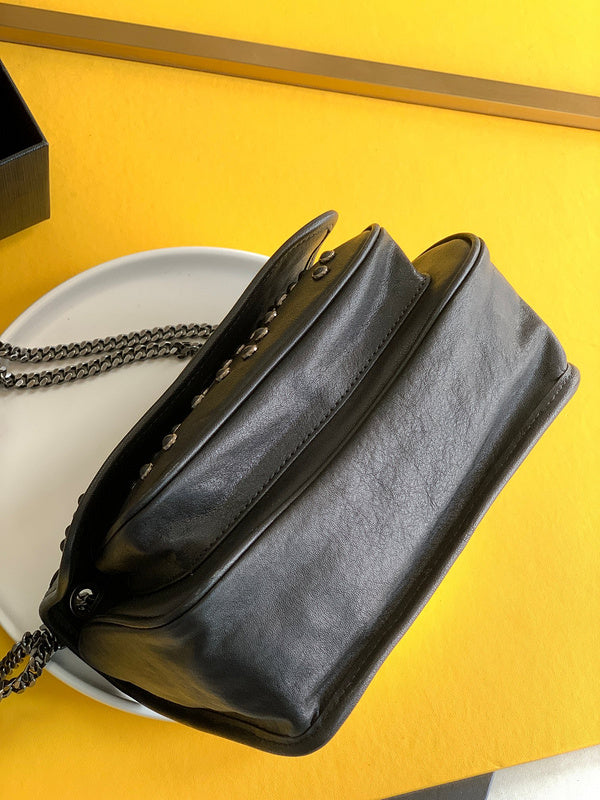 Amelia - YSL Bag - 4122
