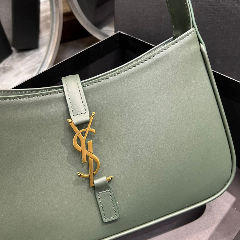 Amelia - YSL Bag - 2480