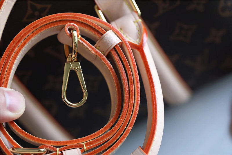 Fan Fashion Lu-Vi bags - 8410