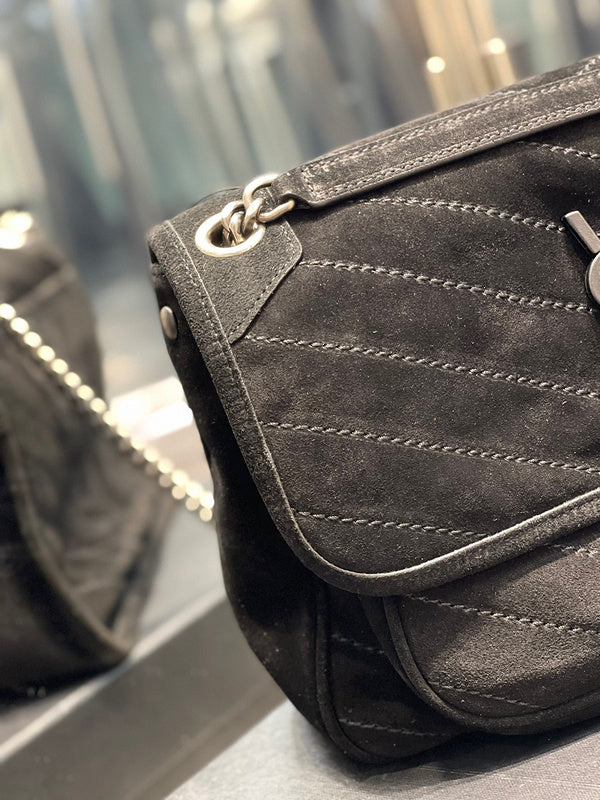 Amelia - YSL Bag - 3900