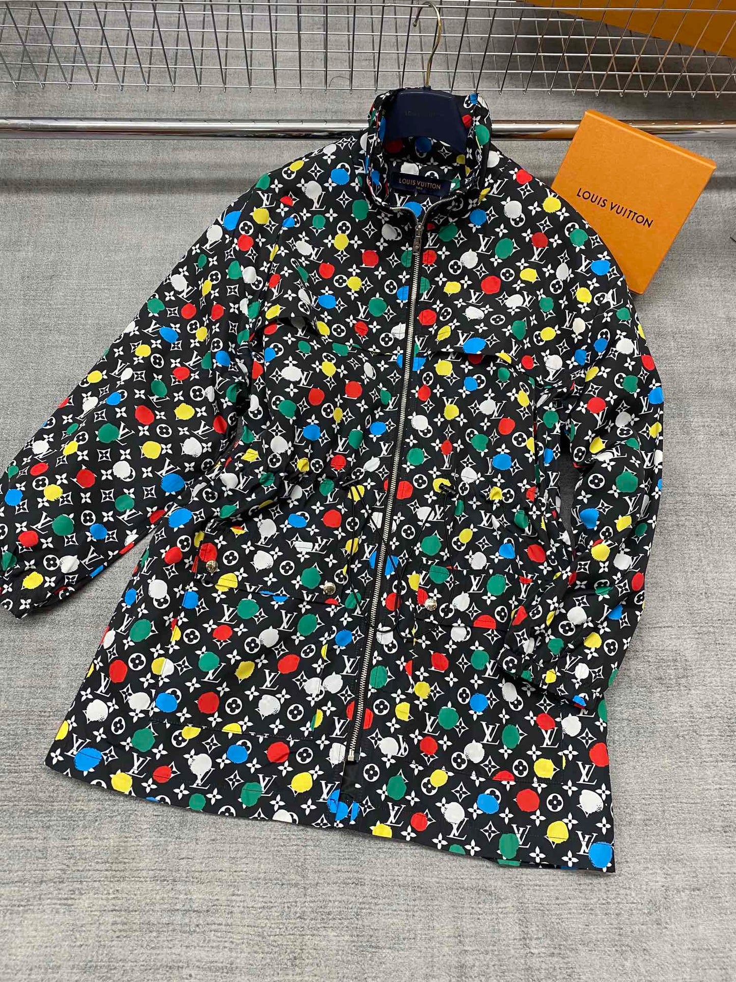 Luxury Louis Vuitton  Wrap Coat 045