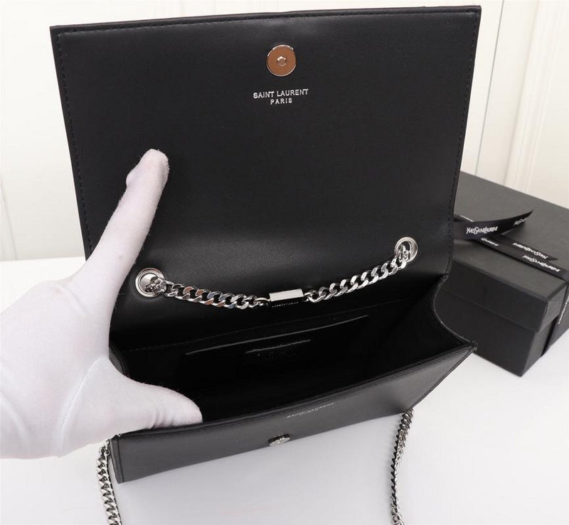 Amelia - YSL Bag - 2579