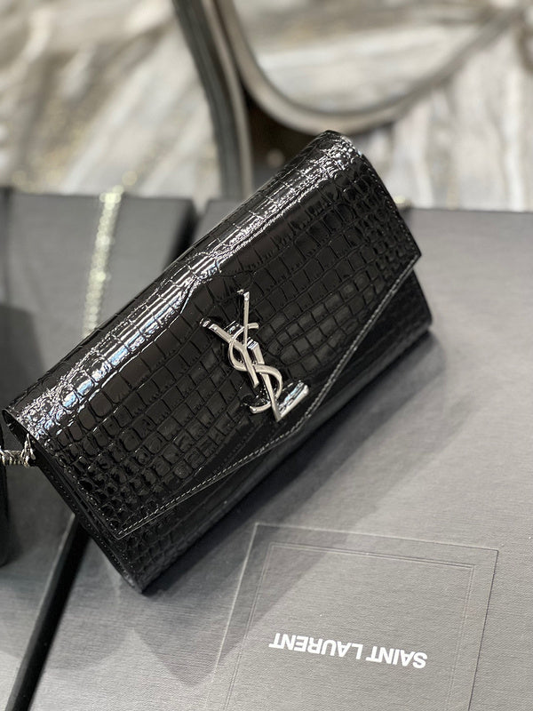 Amelia - YSL Bag - 1799