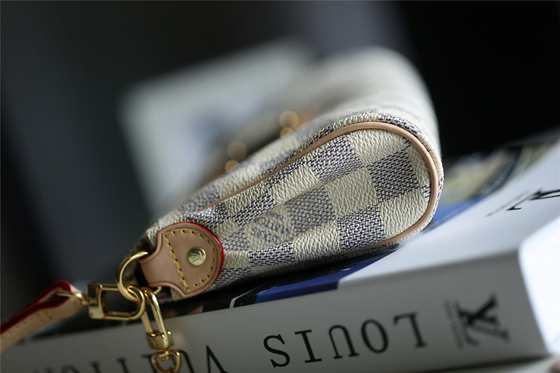 Fan Fashion Lu-Vi bags - 9377