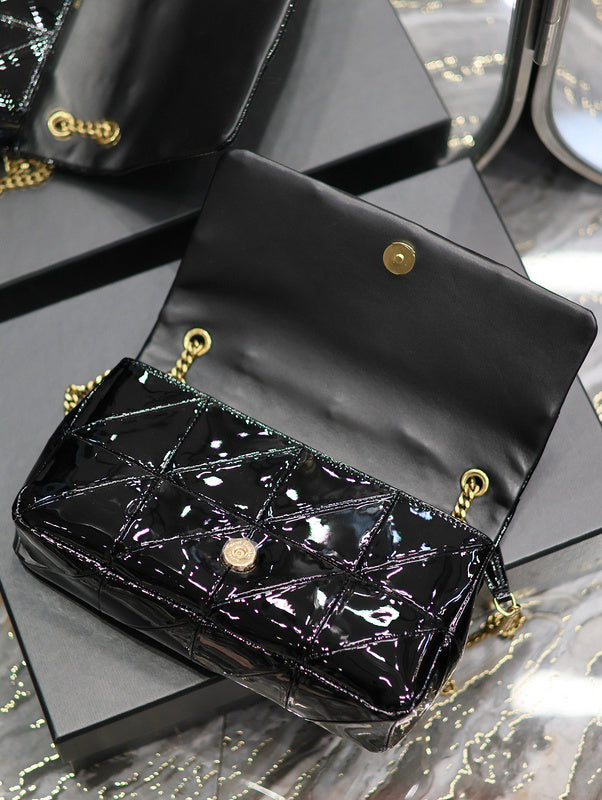 Amelia - YSL Bag - 1818