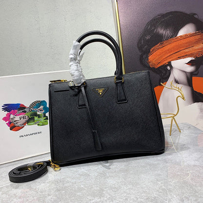 Barnes-Bags - Prada Bags - 933