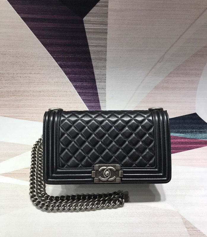 Wellow Bags - Chanel - Bags  - 354