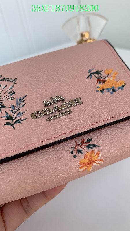 Amelia - CAH Wallet - 072