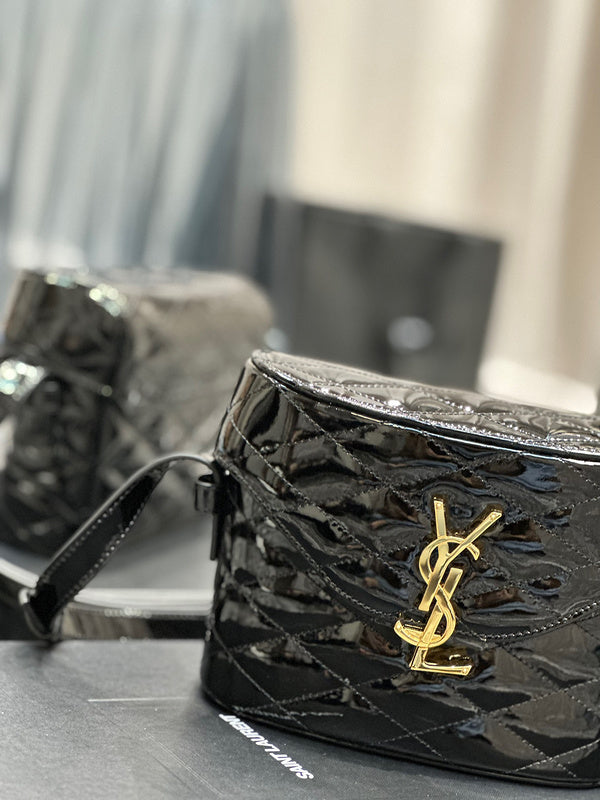 Amelia - YSL Bag - 3917
