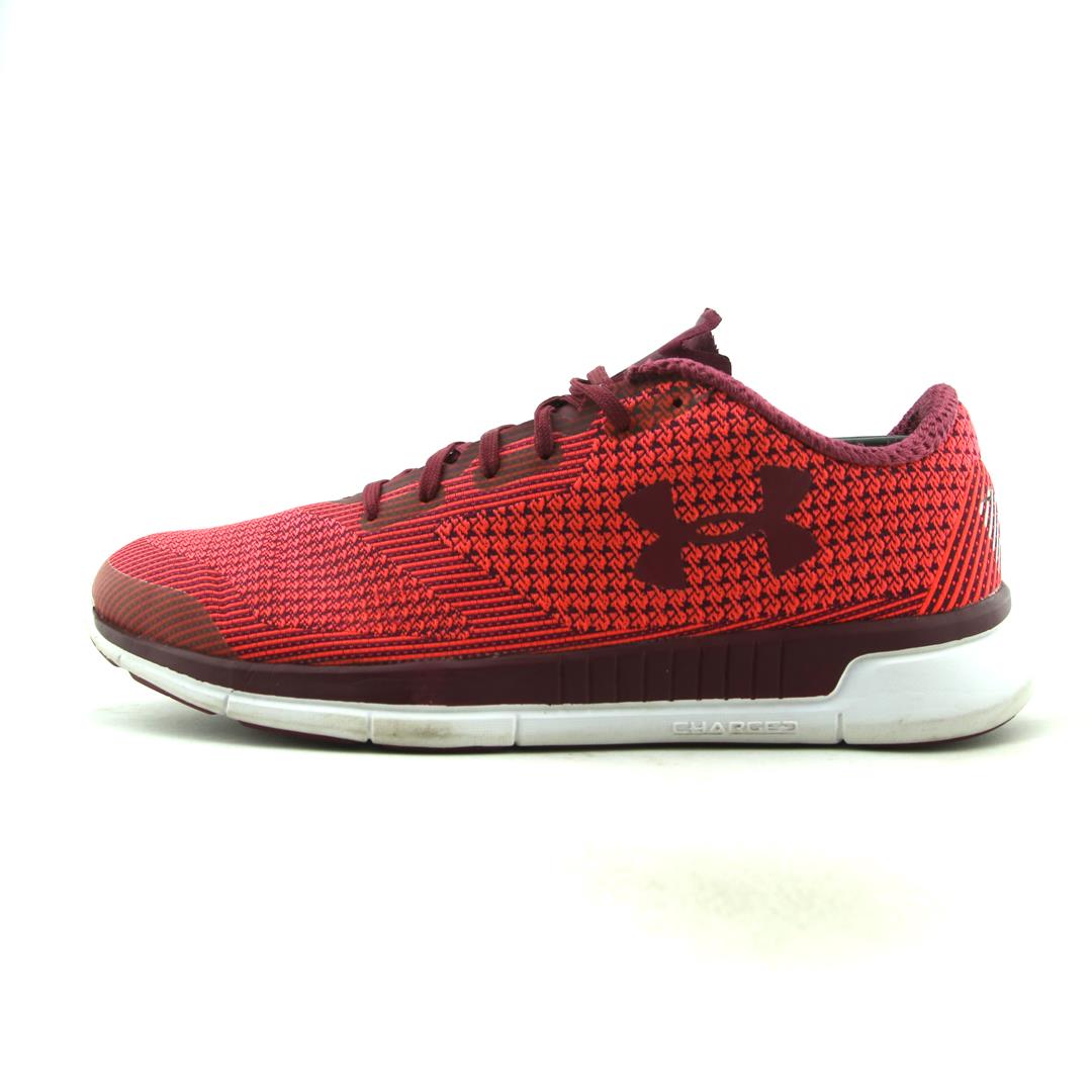 UNDER ARMOUR CHARGED LIGHTNING