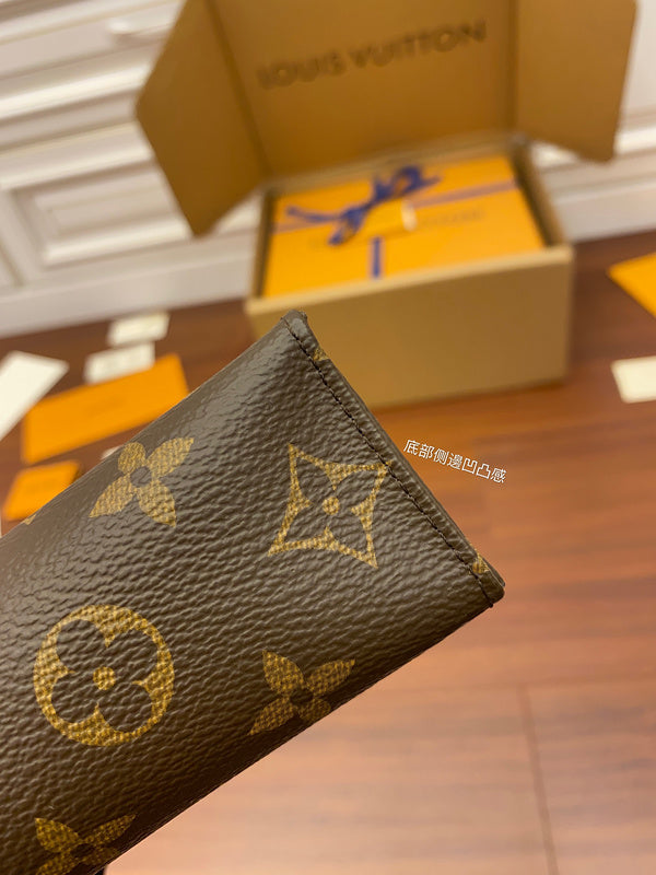 Fan Fashion Lu-Vi bags - 17298