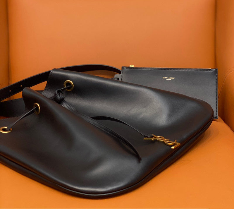 Amelia - YSL Bag - 2052